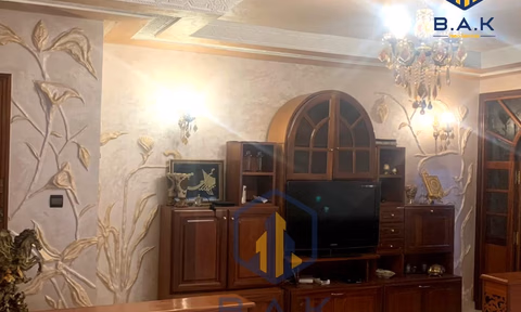 Apartamento en venta con balcón