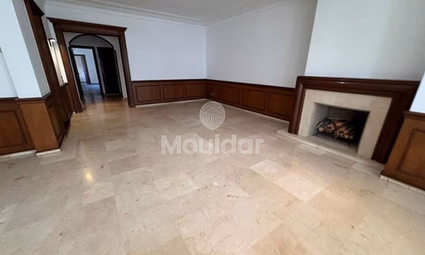 Apartment for sale - 3 bedrooms, 200 m²