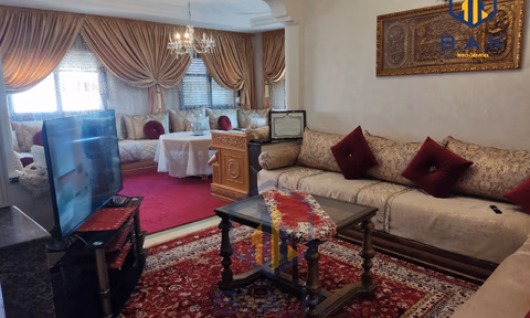 Maison à vendre avec terrasse et deux étages