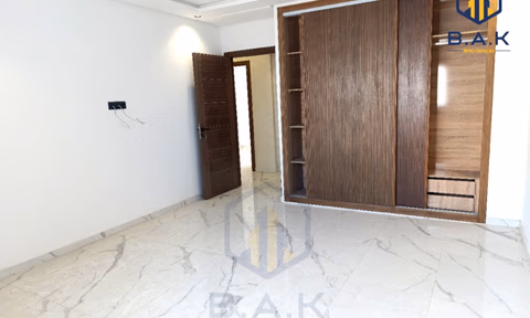 Appartement te huur met balkon