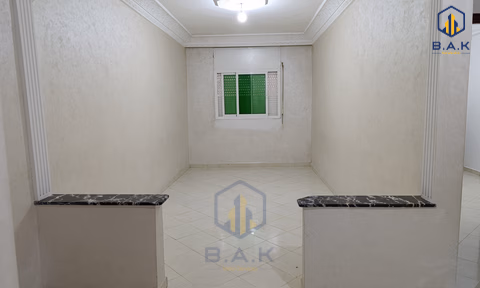 Appartement te huur met balkon op de eerste verdieping