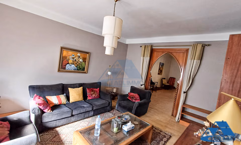 Wohnung mit Terrasse zu verkaufen