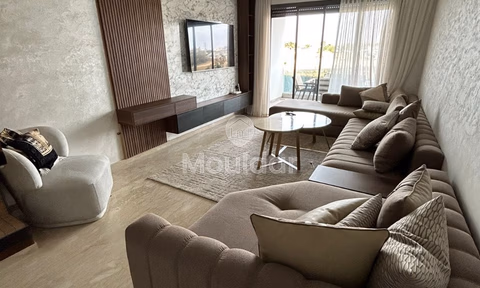 شقة للإيجار مع مسبح في الطابق الأرضي