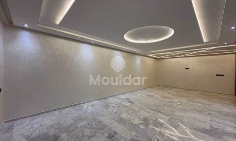 شقة جديدة للشراء مع تراس في الطابق الأول