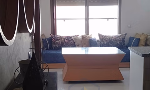 Apartamento para alugar com varanda