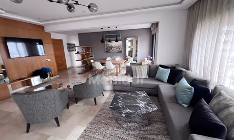 Apartment for sale - 3 bedrooms, 160 m².