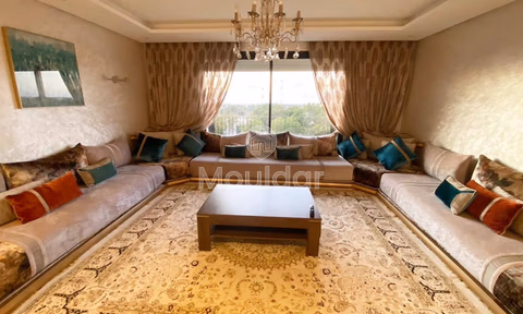 Appartement à louer - 93m², 2 chambres, 3ème étage.