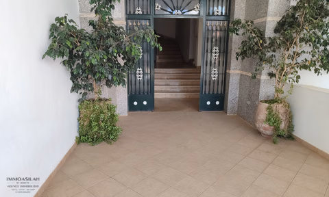 Appartamento in vendita con balcone