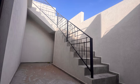 شقة للبيع مع تراس في الصويرة.