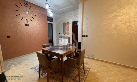 Appartamento in affitto con balcone al primo piano