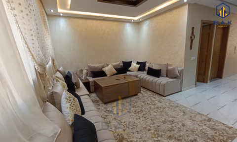 Appartement te huur met balkon op de tweede verdieping