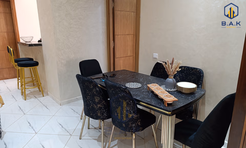 Appartement te huur met balkon op de tweede verdieping