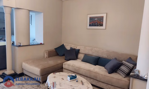 Wohnung mit Balkon zu verkaufen