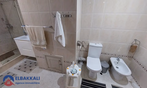 Wohnung mit Balkon zu verkaufen