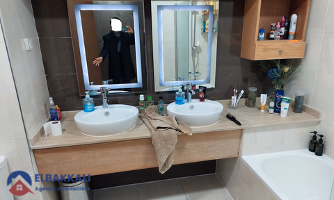 Wohnung zur Miete mit Parkplatz