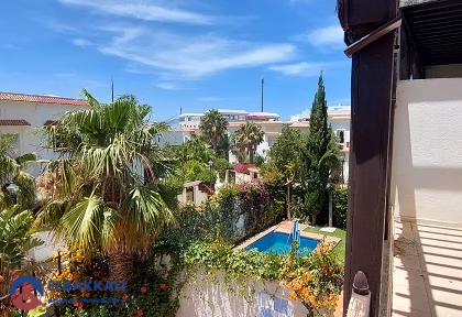 Villa for rent with swimming pool and three floors