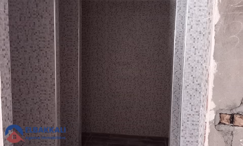 Yüzme havuzlu ve üç katlı satılık villa