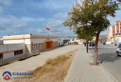 Geteelde bouwgrond in een woonwijk te koop