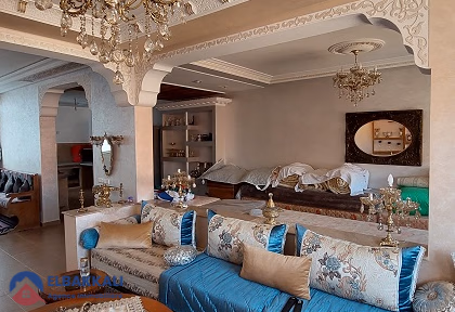 منزل للبيع مع تراس