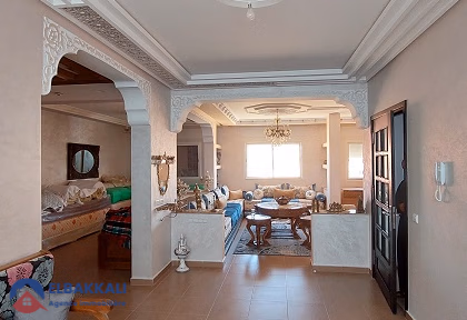 Haus mit Terrasse zu verkaufen