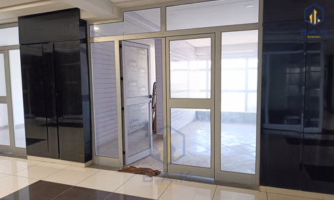 Local commercial à vendre