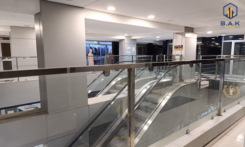 Local commercial à vendre