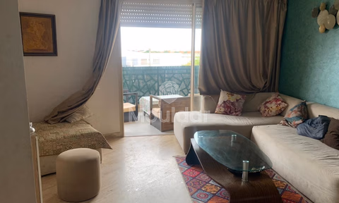 شقة للإيجار مع مسبح في الطابق الأرضي