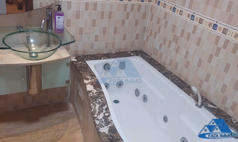 Appartamento in affitto con posto auto