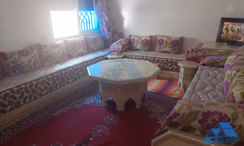 Villa mit Terrasse zum Verkauf und drei Stockwerke