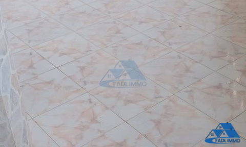 Villa zu verkaufen mit Terrasse und zwei Etagen