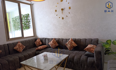 Apartament de închiriat cu terasă