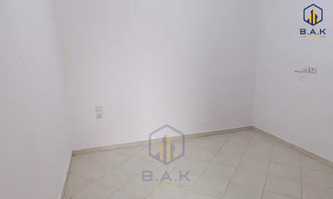 Appartement te huur met balkon op de eerste verdieping