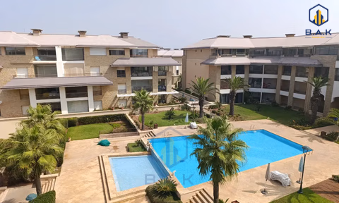 Appartement met zwembad te huur