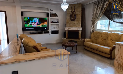 Villa for buy with terrace