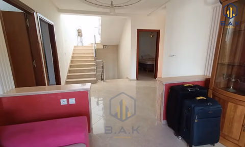 Villa for buy with terrace