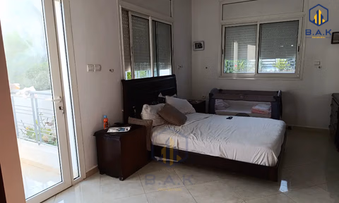 Villa for buy with terrace