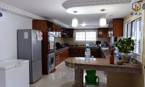 Villa for buy with terrace