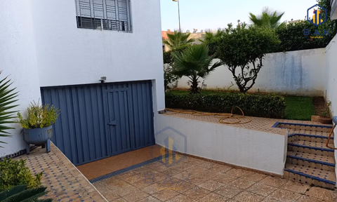 Villa for buy with terrace