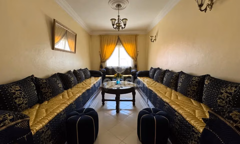 شقة للإيجار في الطابق الثاني