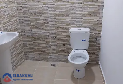 Bureau à louer au premier étage