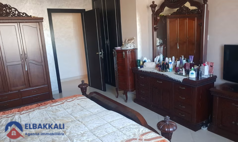 Wohnung mit Terrasse zu verkaufen