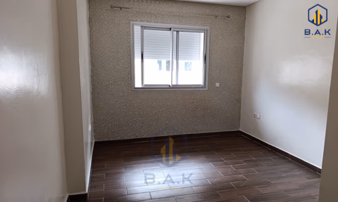 Appartement à louer au troisième étage