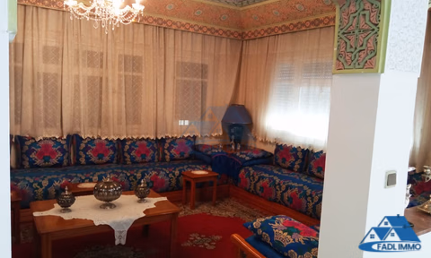 Villa zum Kauf mit Terrasse