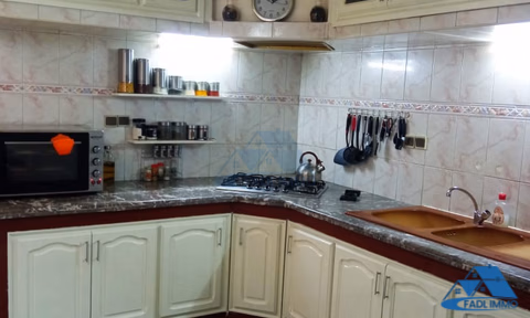 Villa zum Kauf mit Terrasse