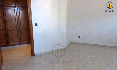 Apartament de închiriat la etajul al șaselea