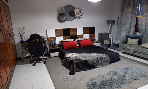 Villa for buy with terrace