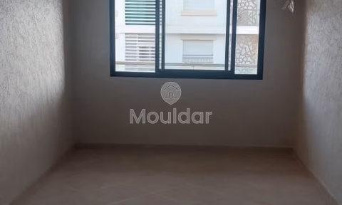 Appartement neuf à louer avec balcon