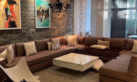 شقة للإيجار مع تراس في الطابق الأرضي