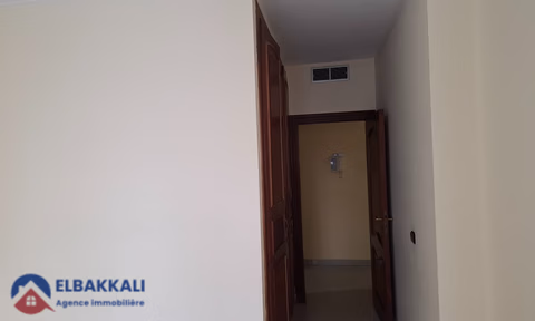 Kaufwohnung mit Balkon im ersten Stock