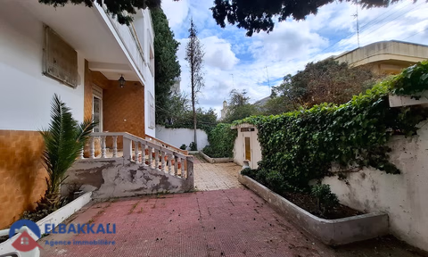Satılık villa, Tanger Merkez, 6 yatak odası, 340 m².